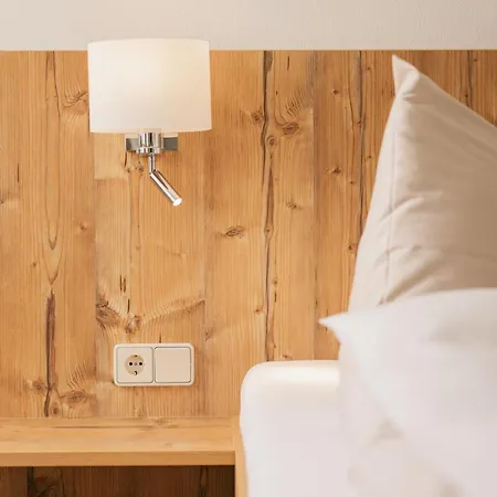 酒店 Naturhotel Landhof 4*